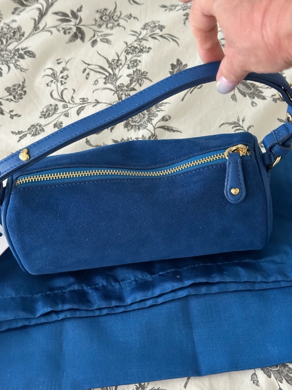 Stoney Clover Lane Barrel Bag NWT - Picture 6 of 8